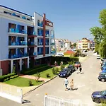Nadia 3* Πριμόρσκο