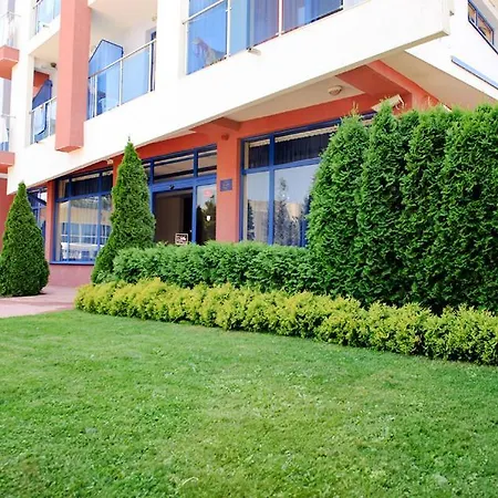 Отель надя 3*