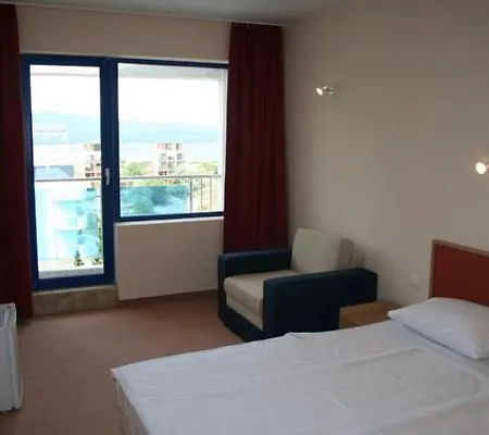 Отель надя 3*